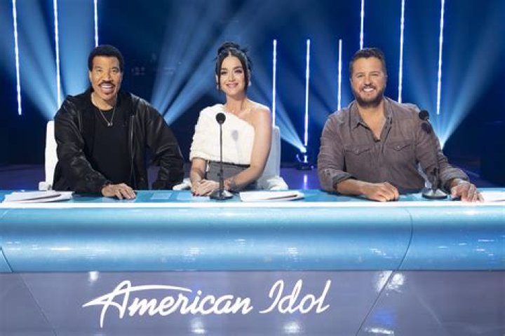 ‘American Idol’ Top 7 Revealed & 3 Singers Eliminated — Recap – Hollywood Life