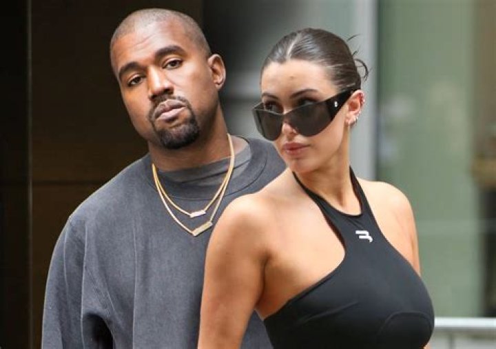 Kim Kardashian Apologizes To Family For Kanye West’s Behavior: ‘I Can’t Control’ It